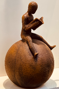 مجسمه کره زمین